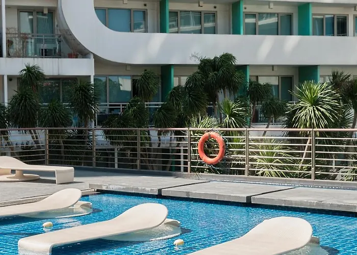 Bahamas Tower Azure Urban Residences By Nestled Nook