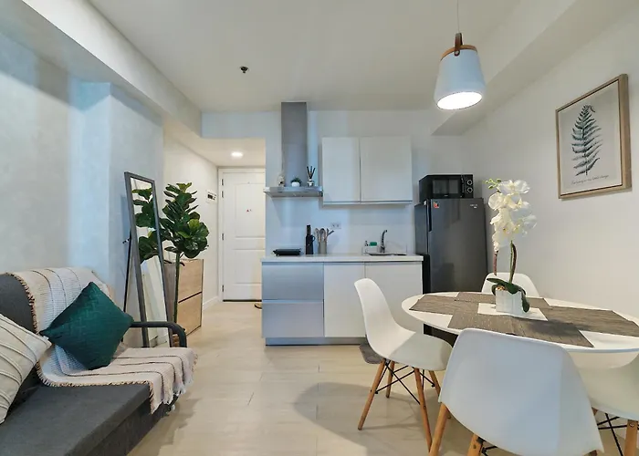 Bahamas Tower Azure Urban Residences By Nestled Nook * Manila