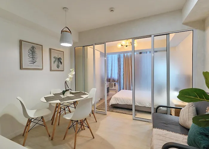 Bahamas Tower Azure Urban Residences By Nestled Nook Aparthotel