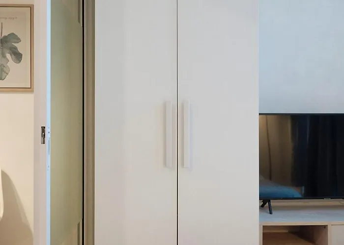 Bahamas Tower Azure Urban Residences By Nestled Nook Aparthotel