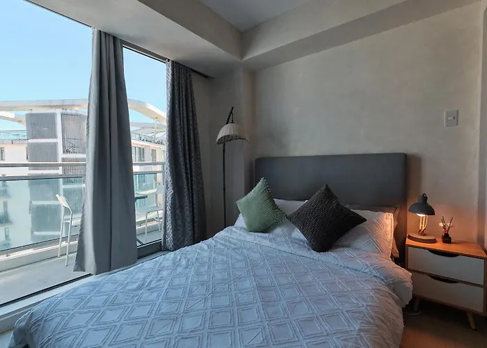 Aparthotel Bahamas Tower Azure Urban Residences By Nestled Nook